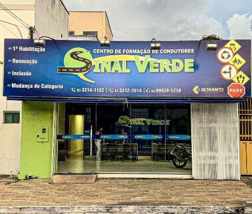 Autoescola Sinal Verde promove “Natal Solidário” com arrecadação de brinquedos e aulas práticas de brinde